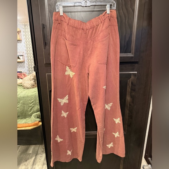 NWOT POL cottagecore bohemian butterfly embroidered Rust Button-Front Pants M - Picture 2 of 8